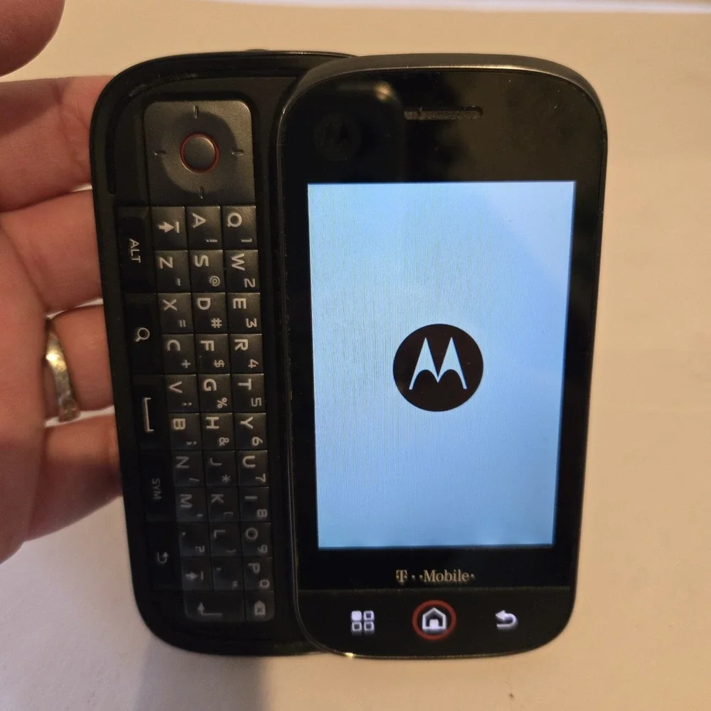 Android Motorola Cliq MB200 Camera WIFI QWERTY‎ Keyboard 3G GSM Original